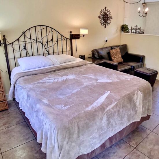 Tuscany Dream Rock Cottage Queen Bed